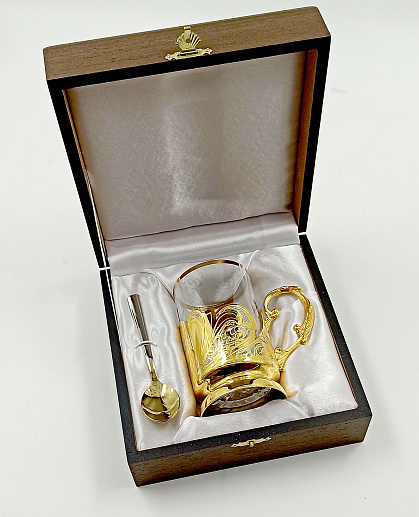 Позолоченный подстаканник со стаканом "Узорный". Златоуст купить с доставкой Позолоченный подстаканник со стаканом "Узорный". Златоуст